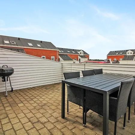 Raine - 2-3km From The Sea By Interhome Appartement